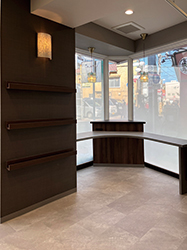 ���^�ɂ̓u�b�N�f�B�X�v���C�I�@�J�t�F�̂悤�ȑҍ��X�y�[�X