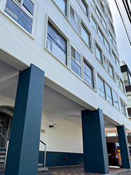 ���܂����G���g�����X�Ƒ������������I